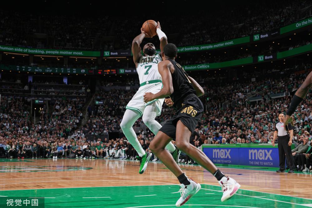 的前锋而言 的前锋而言