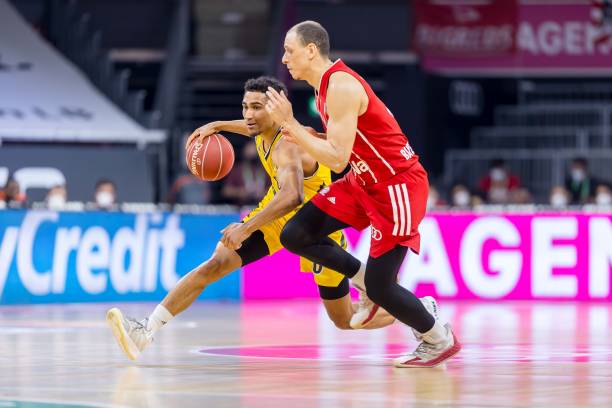 仅展示了她 仅展示了她