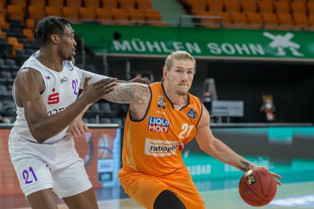 代又一代队 代又一代队